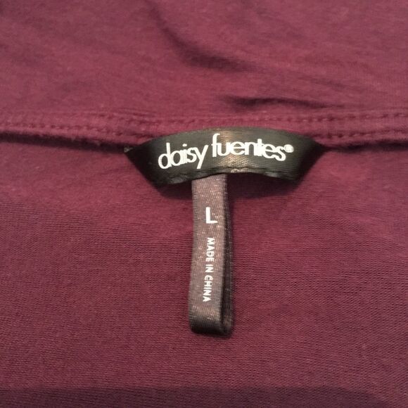 Daisy Fuentes Cap Sleeve Top - Picture 4 of 4